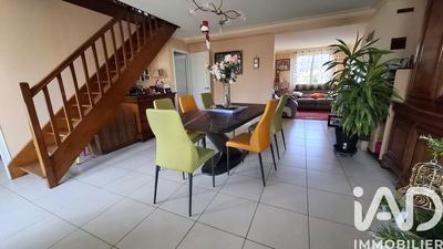 Maison - 146 m² - 6 pièces