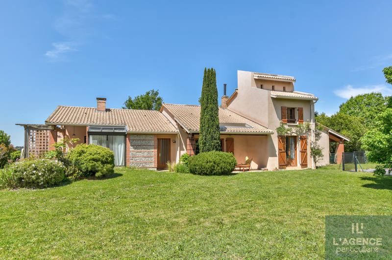 Villa - 179 m² - 5 pièces