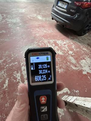 Entrepôt - 1 231 m²