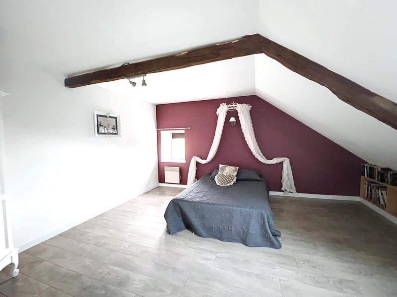 Maison - 400 m² - 12 pièces