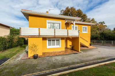 Maison - 162 m² - 7 pièces