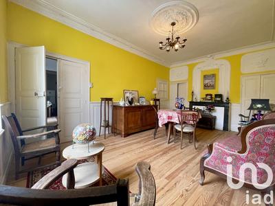 Maison - 422 m² - 8 pièces