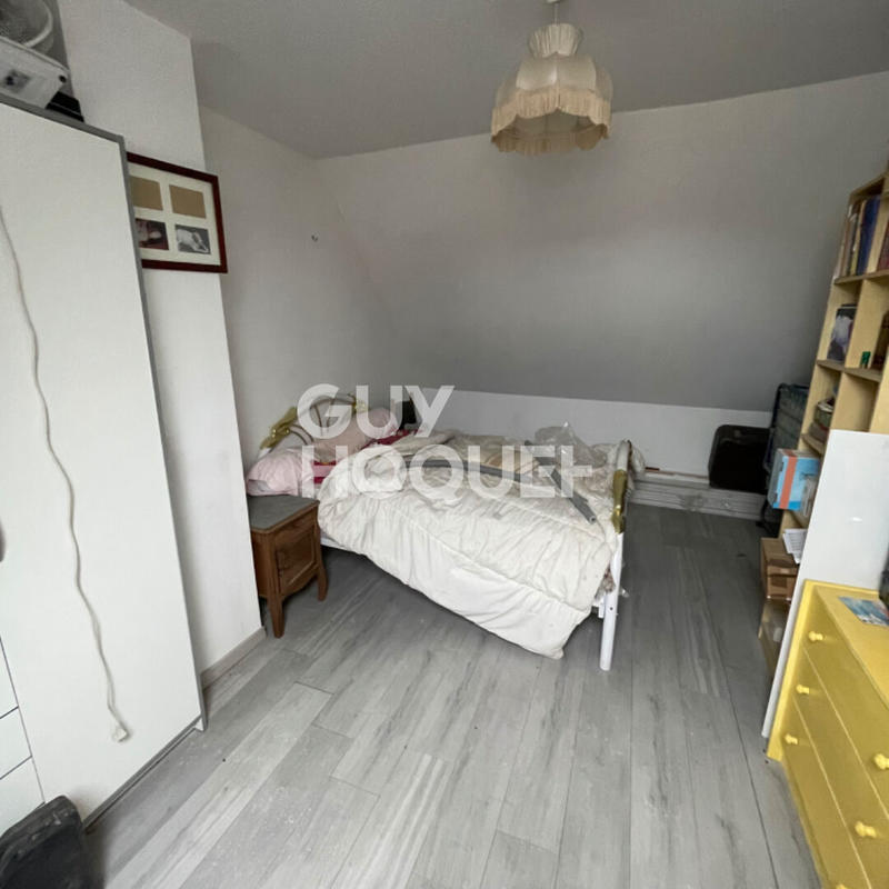 Maison - 90 m² - 5 pièces