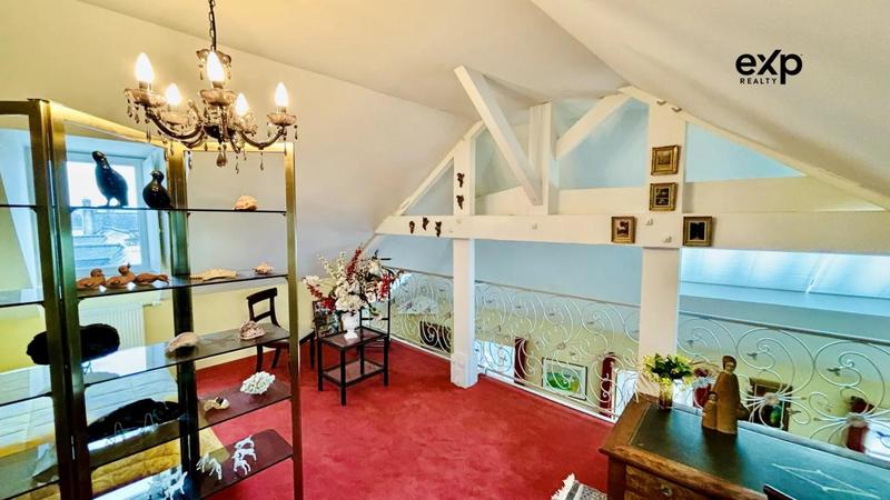 Duplex - 179 m² - 6 pièces