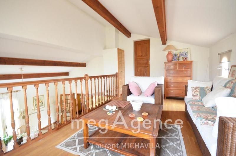 Maison - 140 m² - 8 pièces