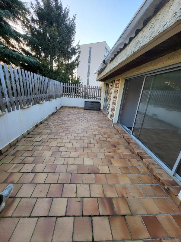 Appartement - 82 m² - 4 pièces