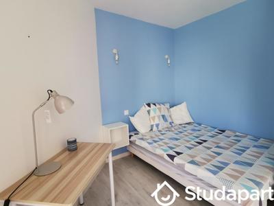 Chambre - 10 m² - 1 pièce