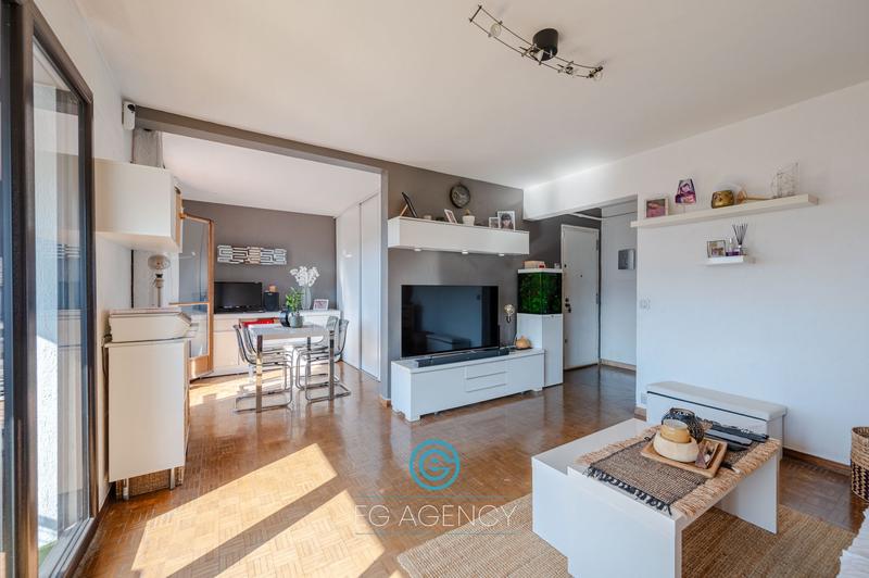 Appartement - 65 m² - 4 pièces