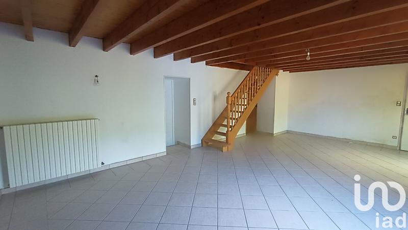 Maison - 243 m² - 8 pièces