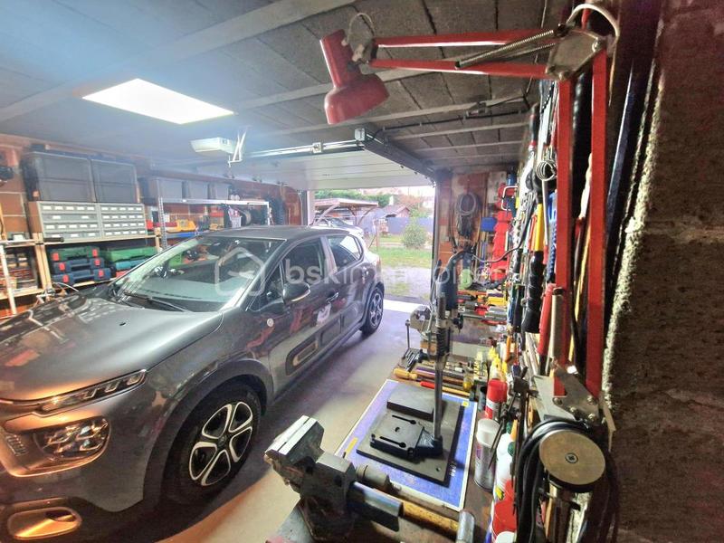 Maison traditionnelle - 116 m² - 6 pièces