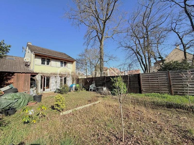 Maison - 103 m² - 5 pièces