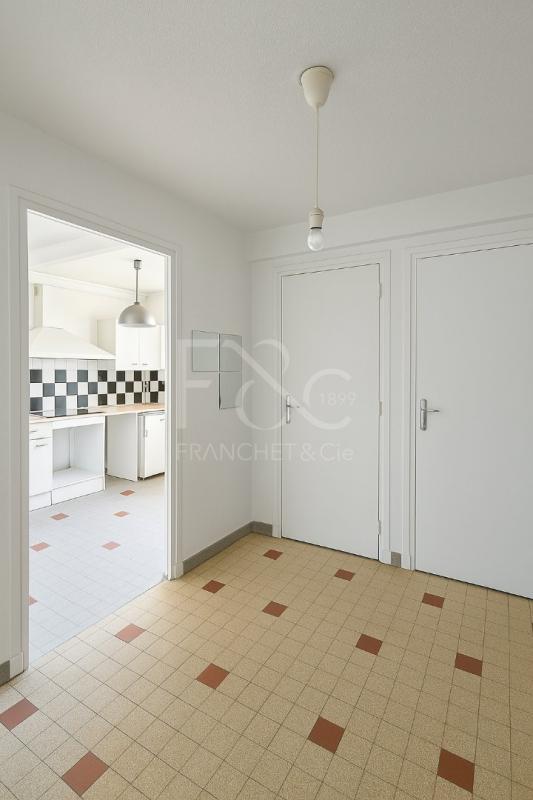 Appartement - 90 m² - 5 pièces