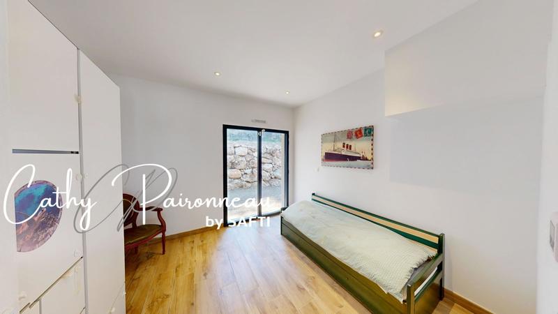 Maison - 147 m² - 6 pièces