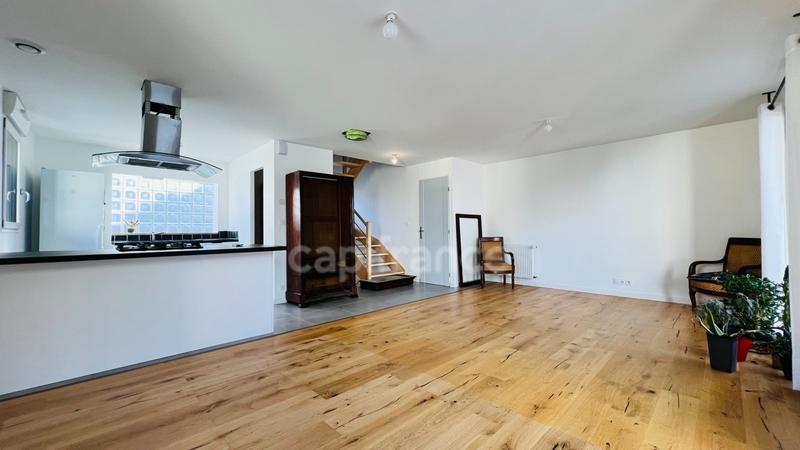 Maison - 75 m² - 4 pièces