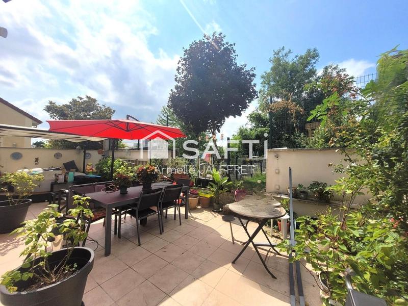 Maison - 158 m² - 6 pièces