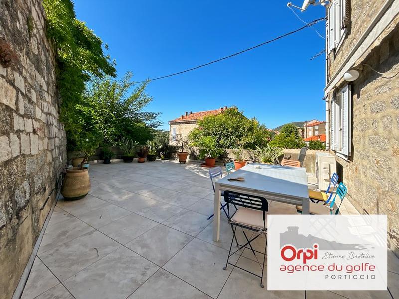 Maison - 167 m² - 4 pièces