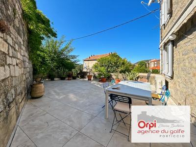 Maison - 167 m² - 4 pièces