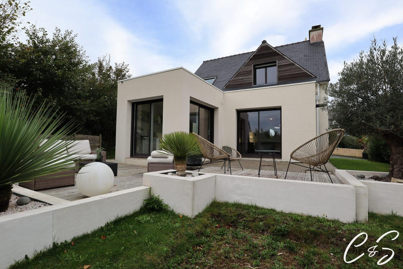 Maison - 134 m² - 6 pièces