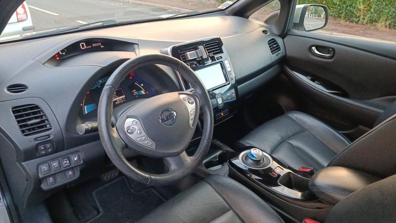 Nissan Leaf 109 24 kWh Tekna - Entretien constructeur