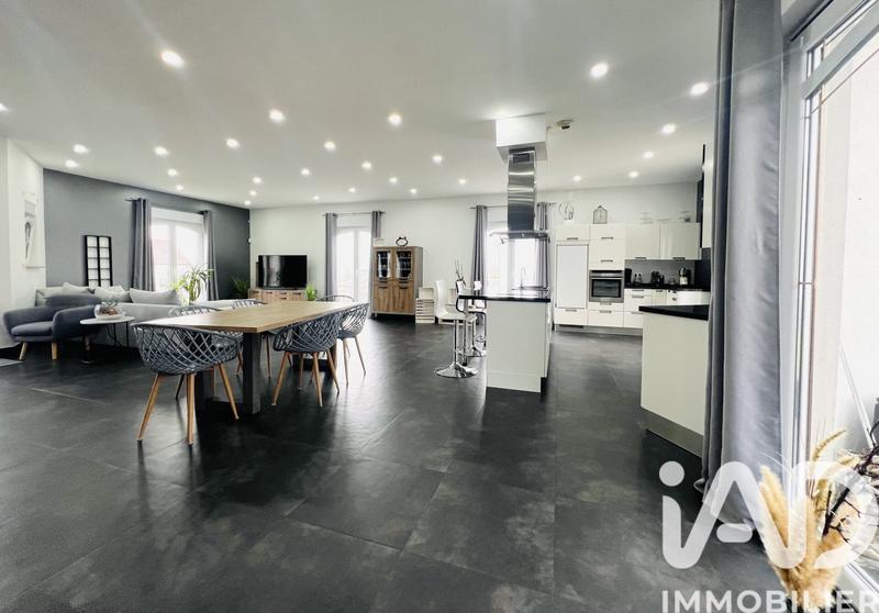 Maison - 170 m² - 6 pièces