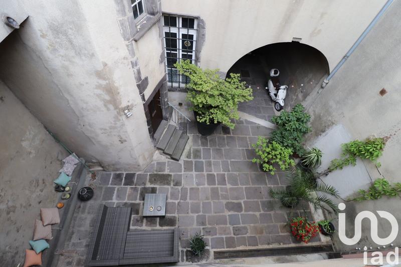 Maison - 262 m² - 7 pièces