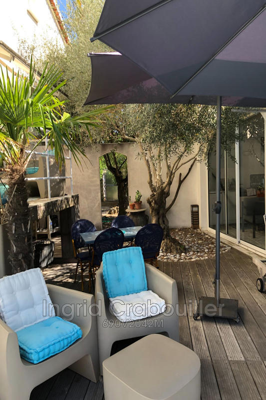 Villa - 250 m² - 9 pièces