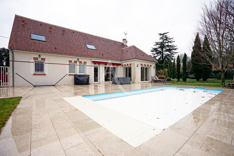 Maison - 188 m² - 5 pièces