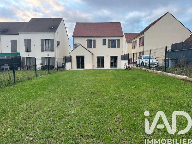 Maison - 148 m² - 8 pièces