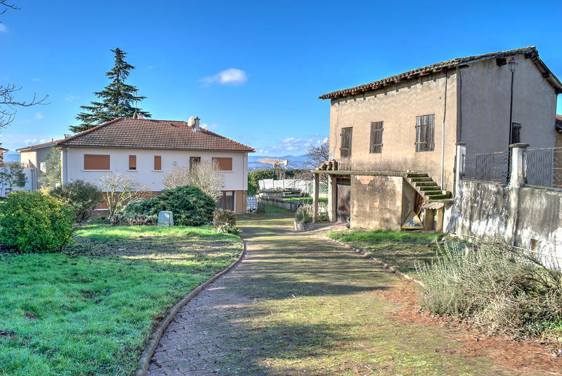 Maison - 141 m² - 7 pièces