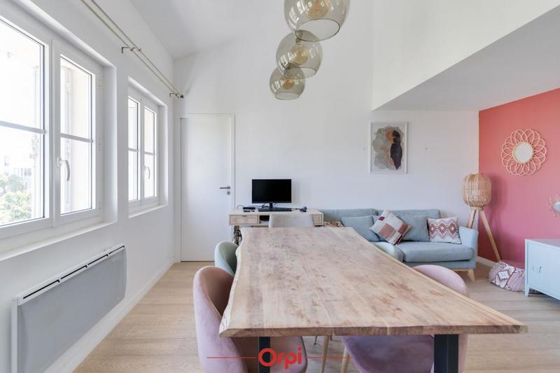 Appartement - 65 m² - 3 pièces