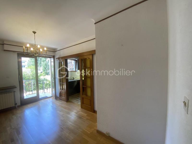 Pavillon - 110 m² - 5 pièces