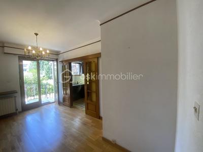 Pavillon - 110 m² - 5 pièces