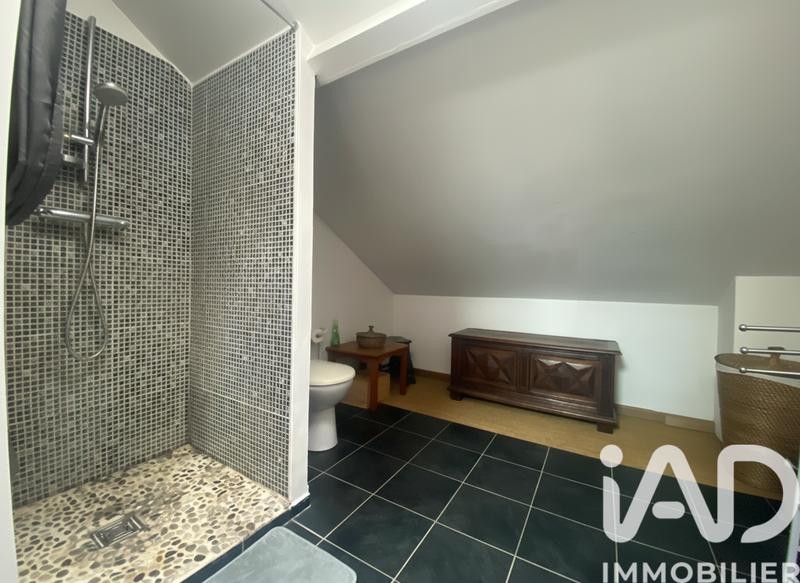 Maison - 122 m² - 6 pièces