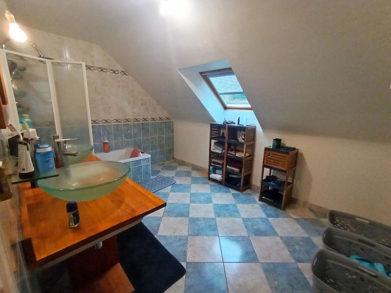 Maison - 146 m² - 7 pièces