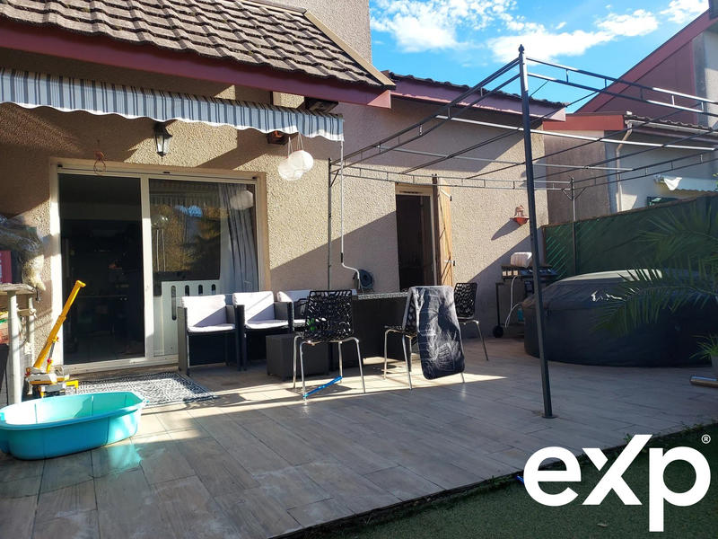 Maison - 80 m² - 4 pièces