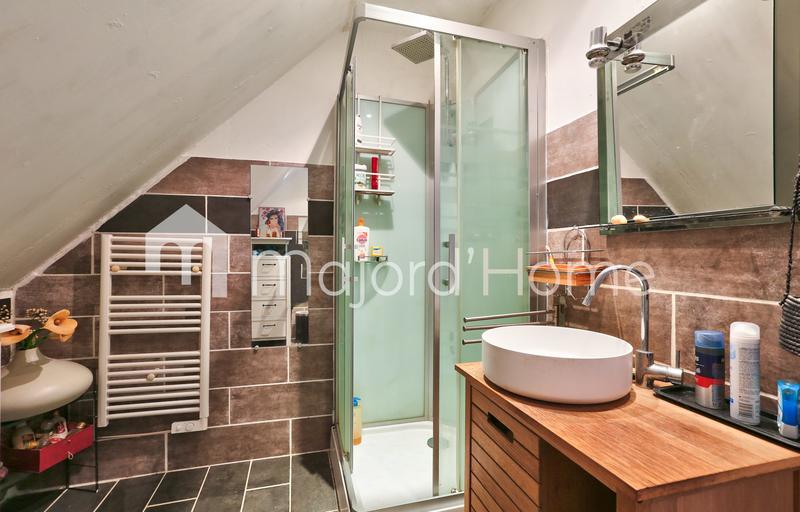 Maison traditionnelle - 80 m² - 4 pièces