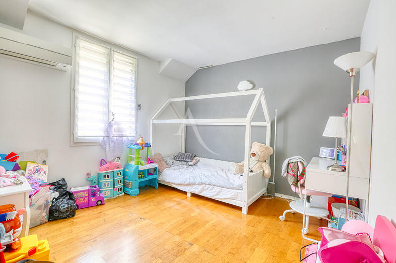 Maison - 128 m² - 5 pièces