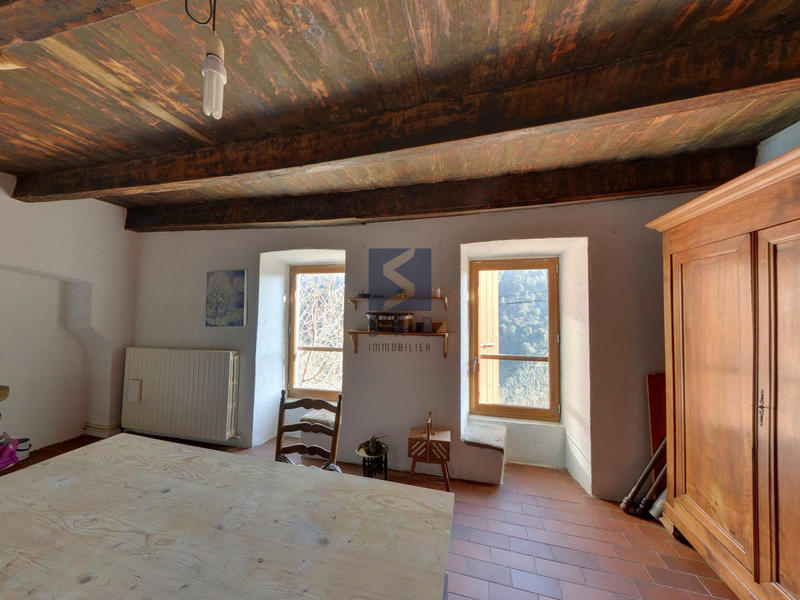 Maison - 195 m² - 8 pièces