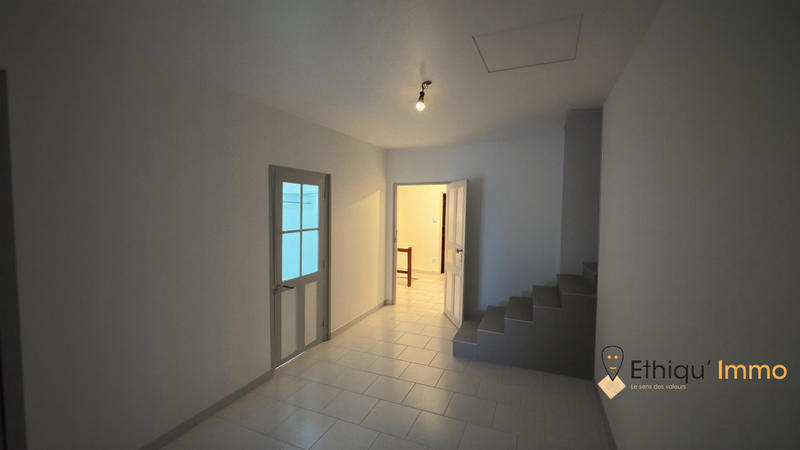 Maison - 500 m² - 6 pièces