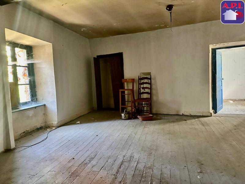 Maison - 100 m² - 8 pièces