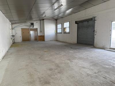 Local d'activités - 201 m²