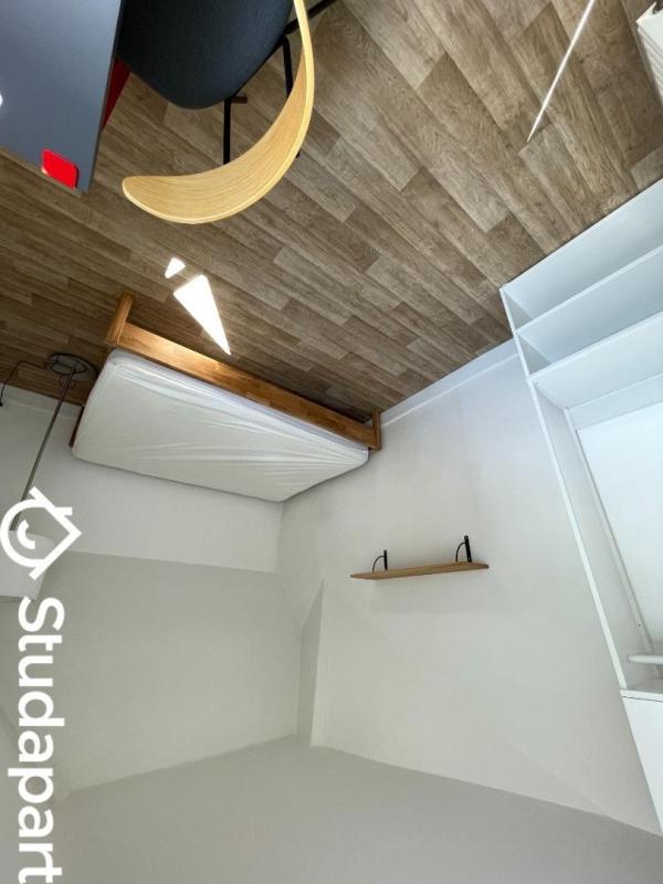 Chambre - 9 m² - 1 pièce