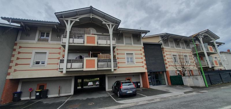 Appartement ancien - 62 m² - 3 pièces