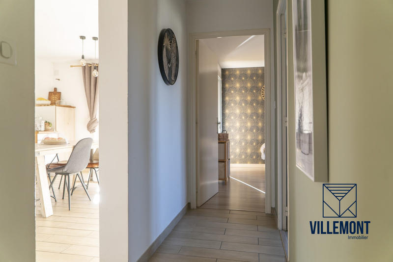 Maison - 210 m² - 9 pièces