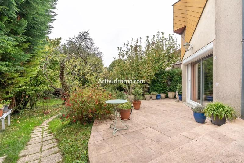 Maison - 145 m² - 6 pièces