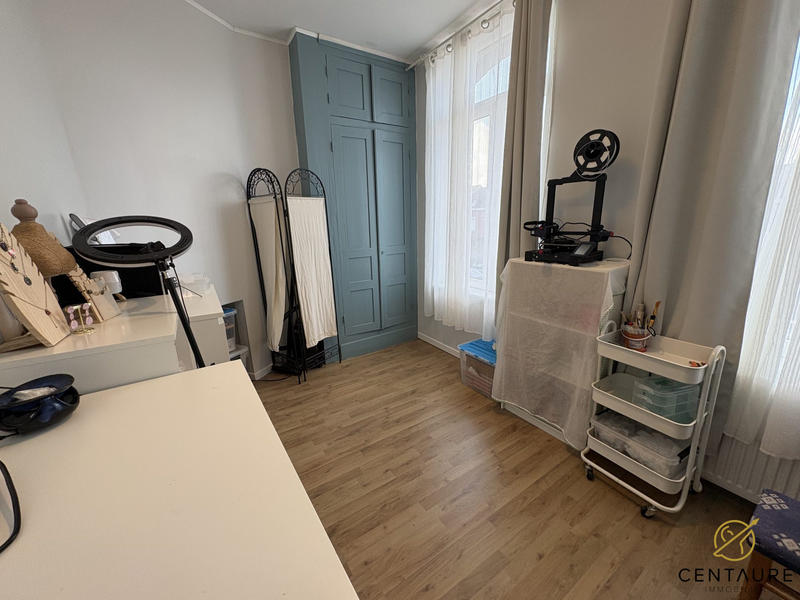 Maison ancienne - 295 m² - 11 pièces