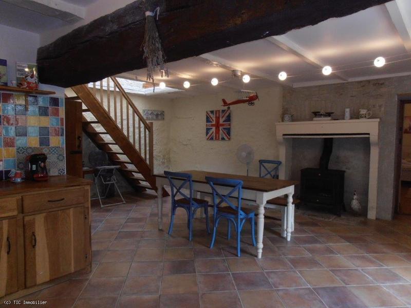 Maison en pierre - 130 m² - 5 pièces