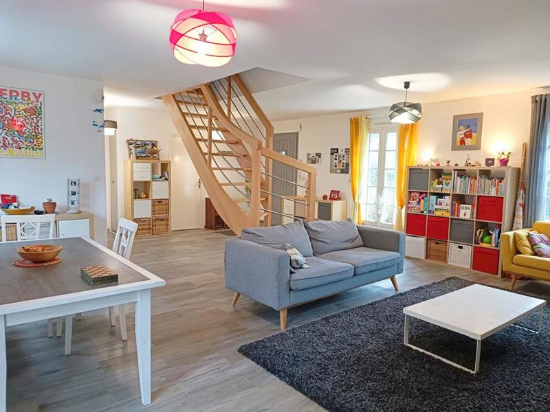 Maison - 130 m² - 7 pièces