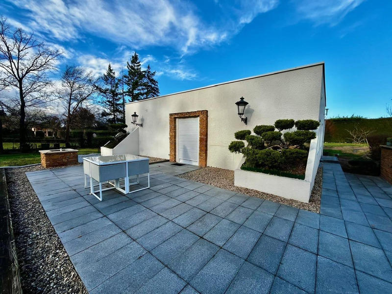 Maison - 264 m² - 7 pièces