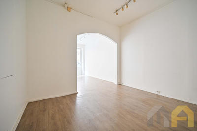 Local commercial - 93 m²